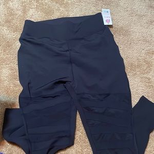 Athletic leggings 3XL popfit side pockets sheer spot